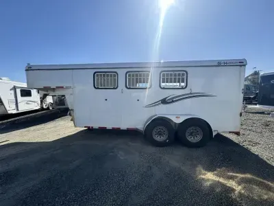 2006 S & H 3 Horse
