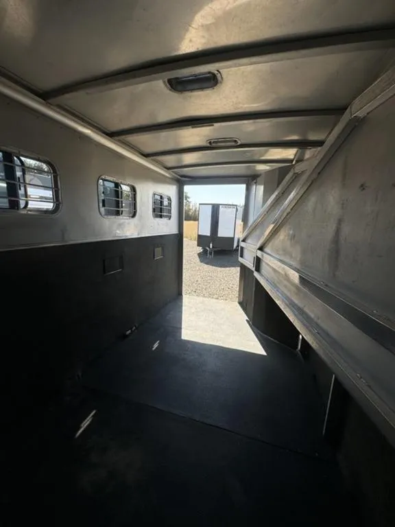 Trailer Image