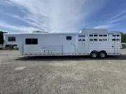 used Horse Trailers Platinum Coach  for sale, in Harrisburg, OR Thumbnail 1