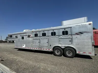 1994 4 Star Trailers 4 H Living Quarter