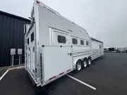 used Horse Trailers Platinum Coach  for sale, in Harrisburg, OR Thumbnail 2