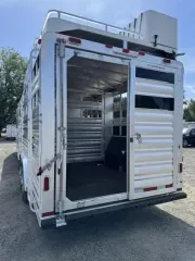 used Horse Trailers Platinum Coach  for sale, in Harrisburg, OR Thumbnail 17