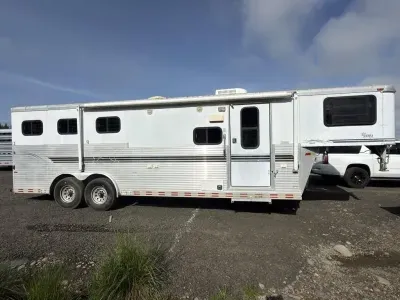 2000 Sundowner Trailers Sierra Sunlite 8310 3H Living Quarter