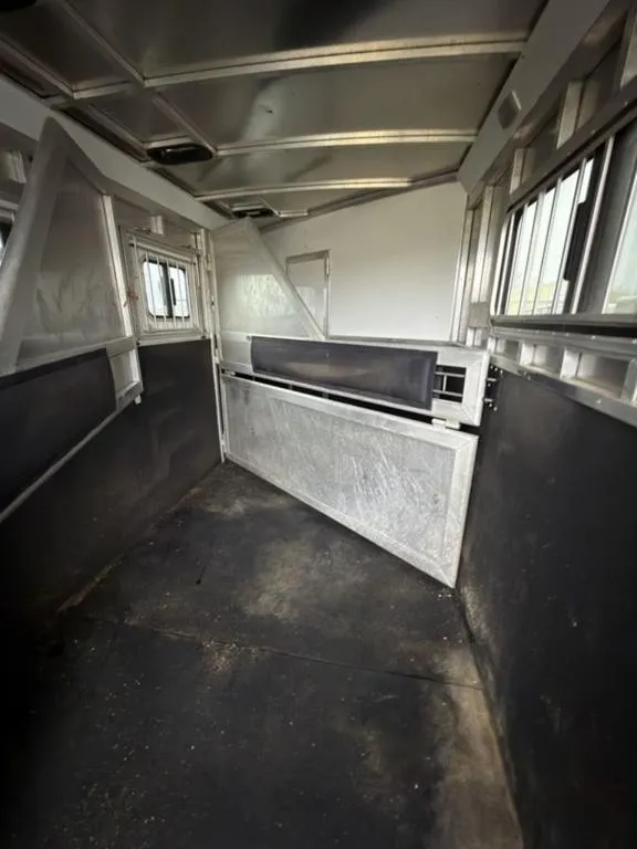 Trailer Image