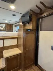 used Horse Trailers Platinum Coach  for sale, in Harrisburg, OR Thumbnail 28