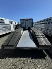 new Toy Haulers Logan Coach  for sale, in Harrisburg, OR Thumbnail 4
