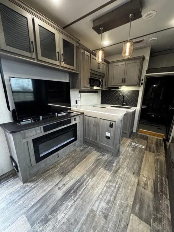 2020 Keystone RV raptor 351