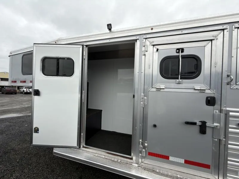 Trailer Image