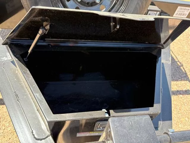 new Equipment / Flatbed Trailers Iron Bull  for sale, in Scottsbluff, NE Thumbnail 11