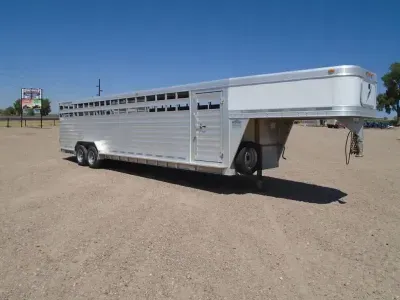 2009 Featherlite 7 X 30 Aluminum Stock Trailer