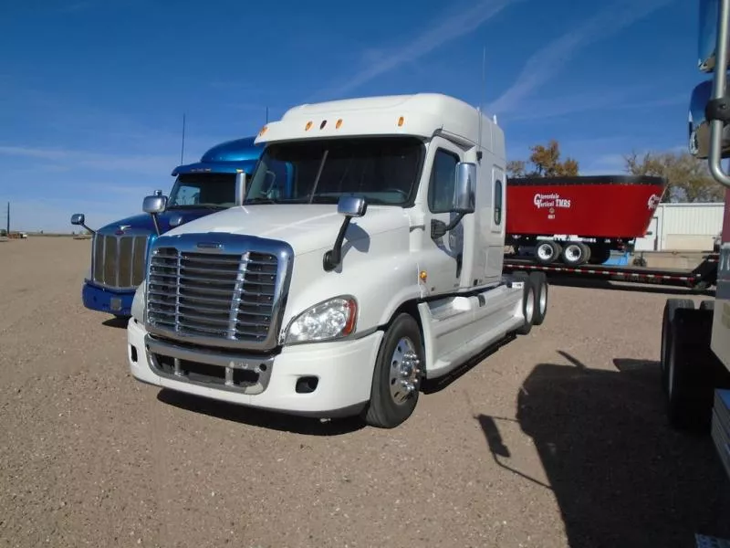 used Other Trucks Freightliner  for sale, in Scottsbluff, NE Thumbnail 2