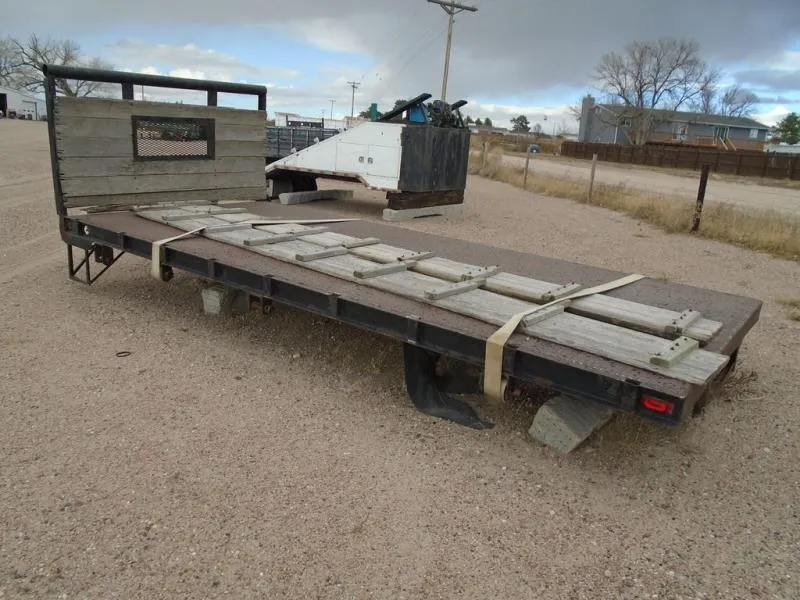 used Equipment / Flatbed Trailers Assembled  for sale, in Scottsbluff, NE Thumbnail 4