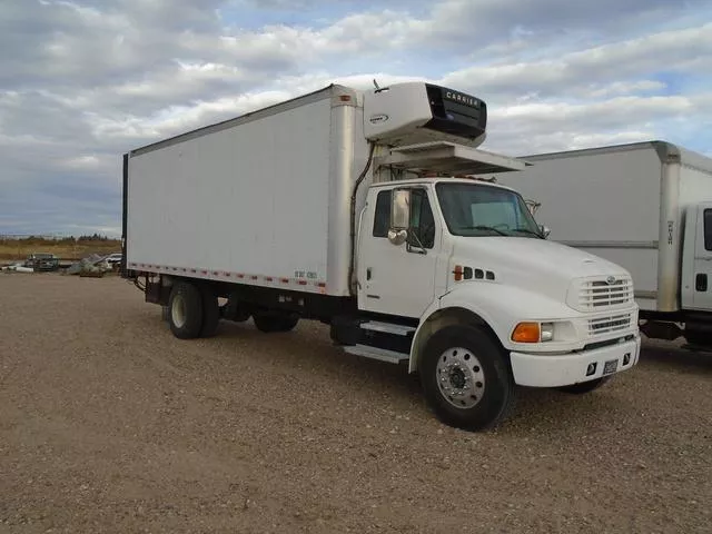 2001 Sterling Acterra Reefer 24' Box 