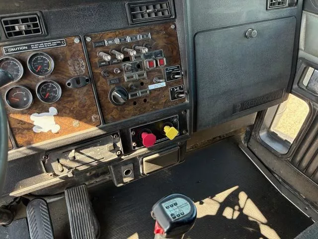 used Other Trucks Kenworth  for sale, in Scottsbluff, NE Thumbnail 8