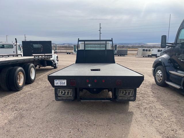 used Equipment / Flatbed Trailers International  for sale, in Scottsbluff, NE Thumbnail 4