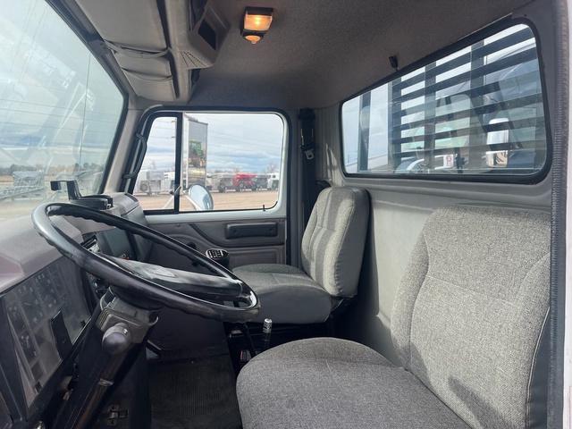 used Equipment / Flatbed Trailers International  for sale, in Scottsbluff, NE Thumbnail 7