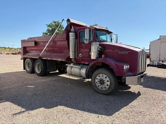used Other Trucks Kenworth  for sale, in Scottsbluff, NE Thumbnail 2