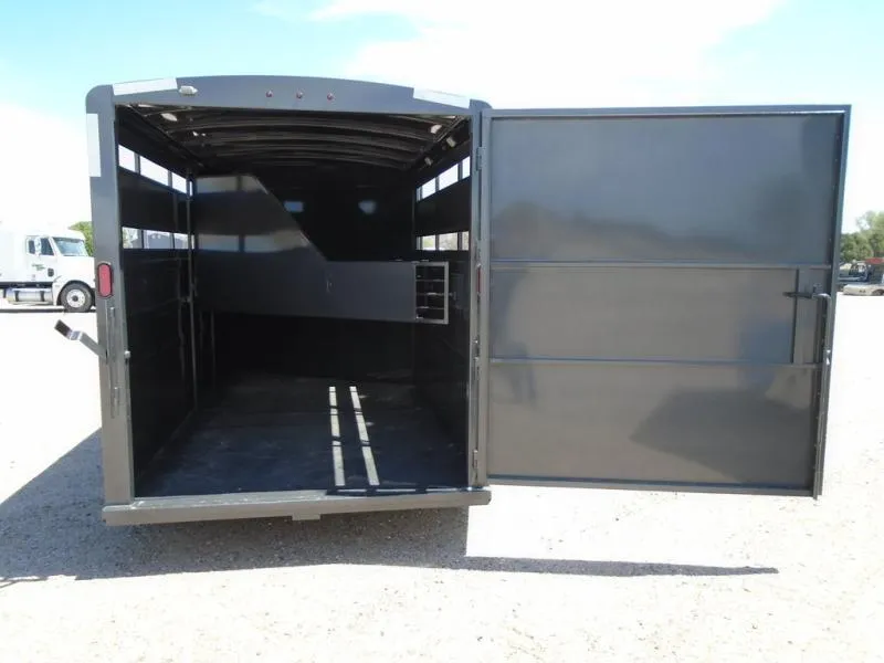 new Horse Trailers Titan Trailer  for sale, in Scottsbluff, NE Thumbnail 8