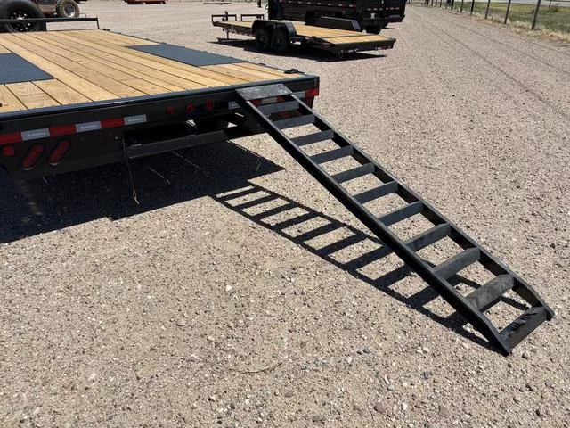 new Equipment / Flatbed Trailers Iron Bull  for sale, in Scottsbluff, NE Thumbnail 5