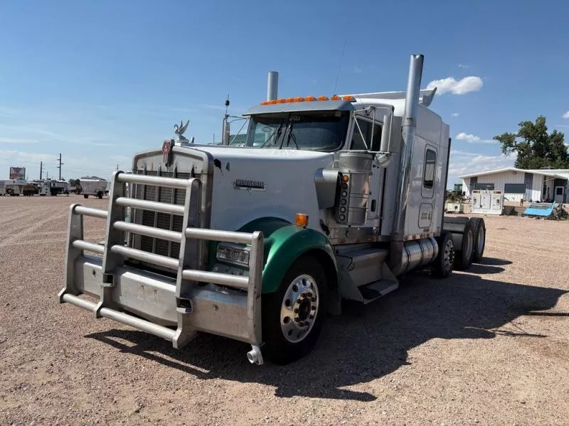 used Other Trucks Kenworth  for sale, in Scottsbluff, NE Thumbnail 2