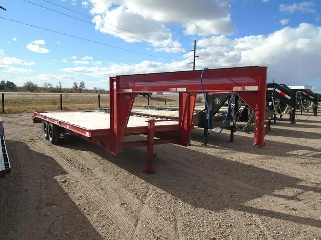 1999 Titan Trailer 102" X 24' GN Flatbed 