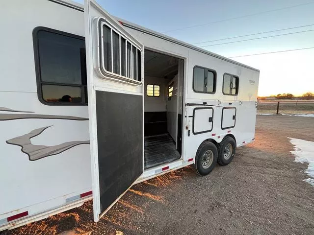 used Horse Trailers Titan Trailers  for sale, in Scottsbluff, NE Thumbnail 31