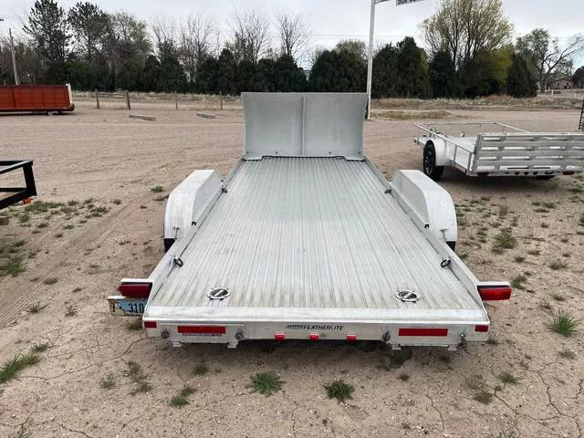 used Equipment / Flatbed Trailers Featherlite  for sale, in Scottsbluff, NE Thumbnail 4