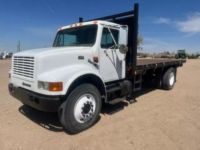1998 International? 4700 18' 