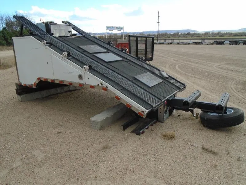 2000 Assembled Ramp Truck Bed W/Mobile Wash Setup