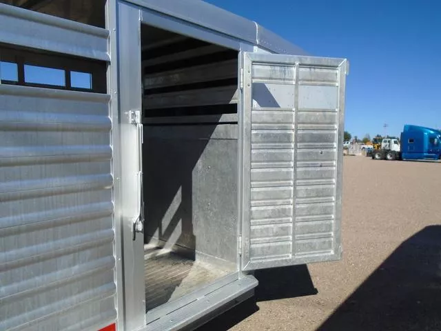 used Stock / Stock Combo Trailers Featherlite  for sale, in Scottsbluff, NE Thumbnail 18