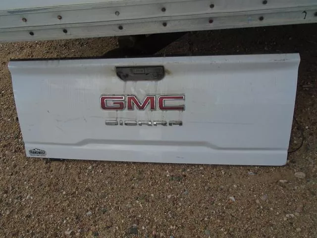 2022 GMC Tailgates