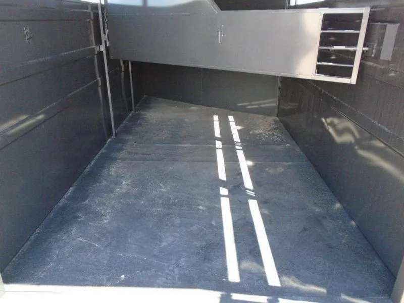 new Horse Trailers Titan Trailer  for sale, in Scottsbluff, NE Thumbnail 9