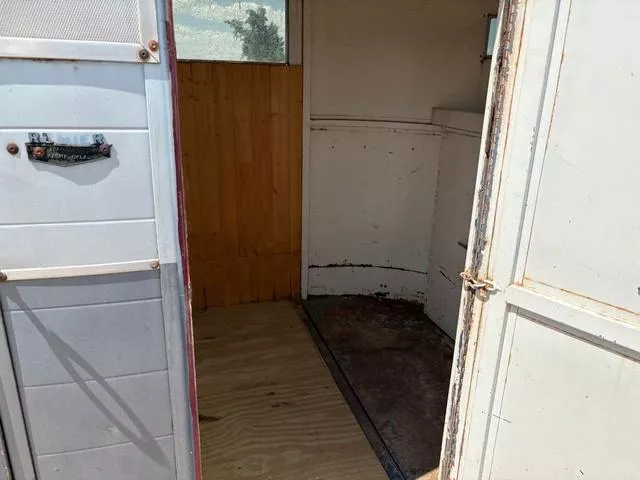 used Horse Trailers Premier Trailers Inc.  for sale, in Scottsbluff, NE Thumbnail 16