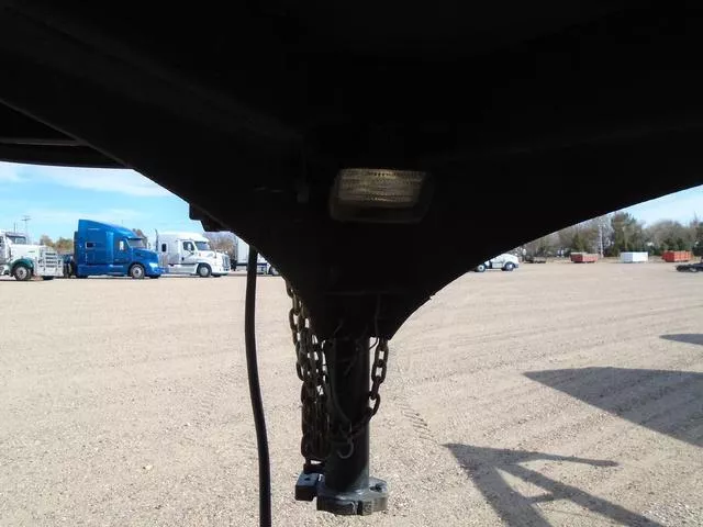 used Stock / Stock Combo Trailers Logan Coach  for sale, in Scottsbluff, NE Thumbnail 23