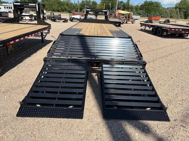 new Equipment / Flatbed Trailers Iron Bull  for sale, in Scottsbluff, NE Thumbnail 11