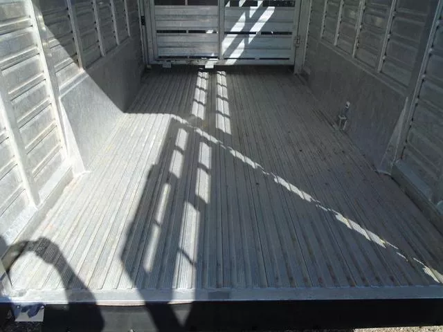 used Stock / Stock Combo Trailers Featherlite  for sale, in Scottsbluff, NE Thumbnail 10