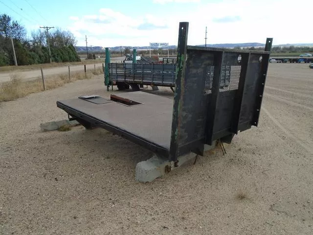 used Equipment / Flatbed Trailers Assembled  for sale, in Scottsbluff, NE Thumbnail 2
