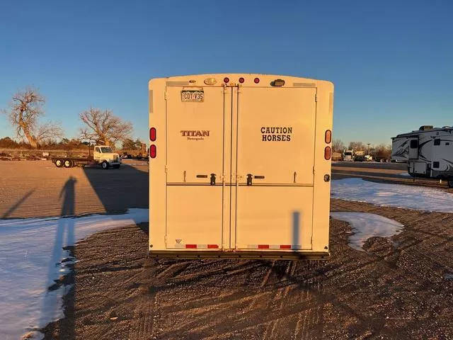 used Horse Trailers Titan Trailers  for sale, in Scottsbluff, NE Thumbnail 5