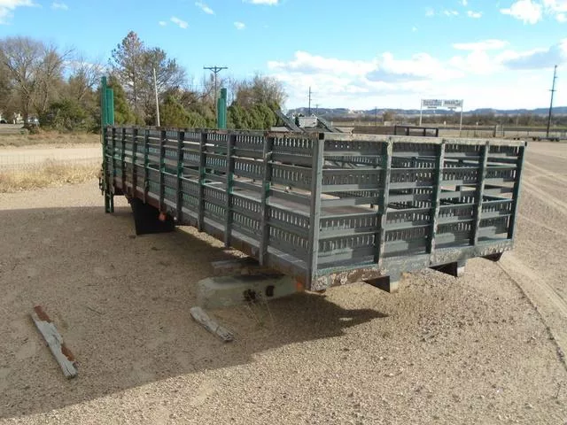 used Equipment / Flatbed Trailers Assembled  for sale, in Scottsbluff, NE Thumbnail 2
