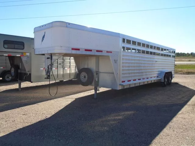 2013 Featherlite 8120 7' X 24' Aluminum Stock 