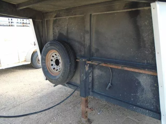 used Stock / Stock Combo Trailers Logan Coach  for sale, in Scottsbluff, NE Thumbnail 22