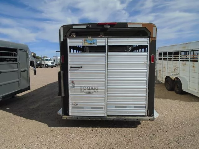 used Stock / Stock Combo Trailers Logan Coach  for sale, in Scottsbluff, NE Thumbnail 4