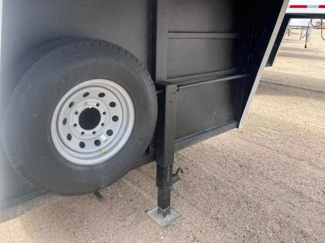 new Stock / Stock Combo Trailers Logan Coach  for sale, in Scottsbluff, NE Thumbnail 9