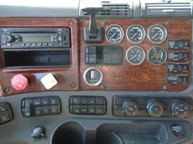 used Other Trucks Freightliner  for sale, in Scottsbluff, NE Thumbnail 10