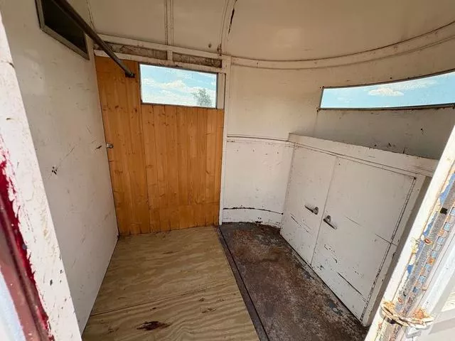used Horse Trailers Premier Trailers Inc.  for sale, in Scottsbluff, NE Thumbnail 15