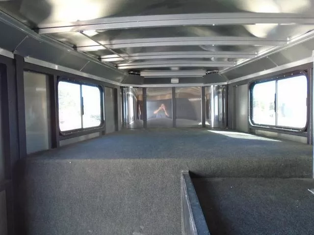 used Stock / Stock Combo Trailers Logan Coach  for sale, in Scottsbluff, NE Thumbnail 10