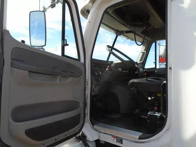 used Other Trucks Freightliner  for sale, in Scottsbluff, NE Thumbnail 6