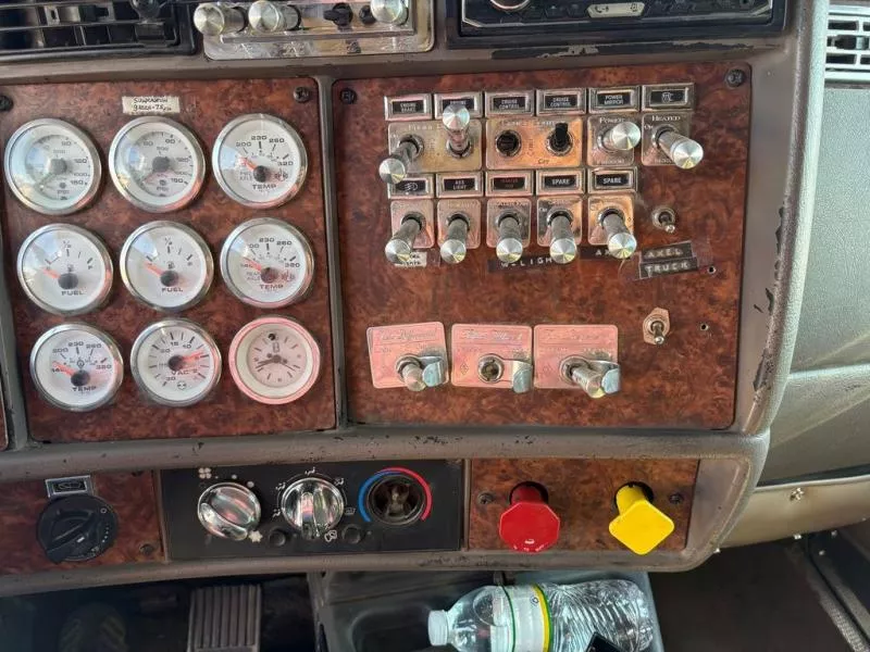 used Other Trucks Kenworth  for sale, in Scottsbluff, NE Thumbnail 12