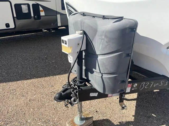 used Toy Haulers CrossRoads RV  for sale, in Scottsbluff, NE Thumbnail 11