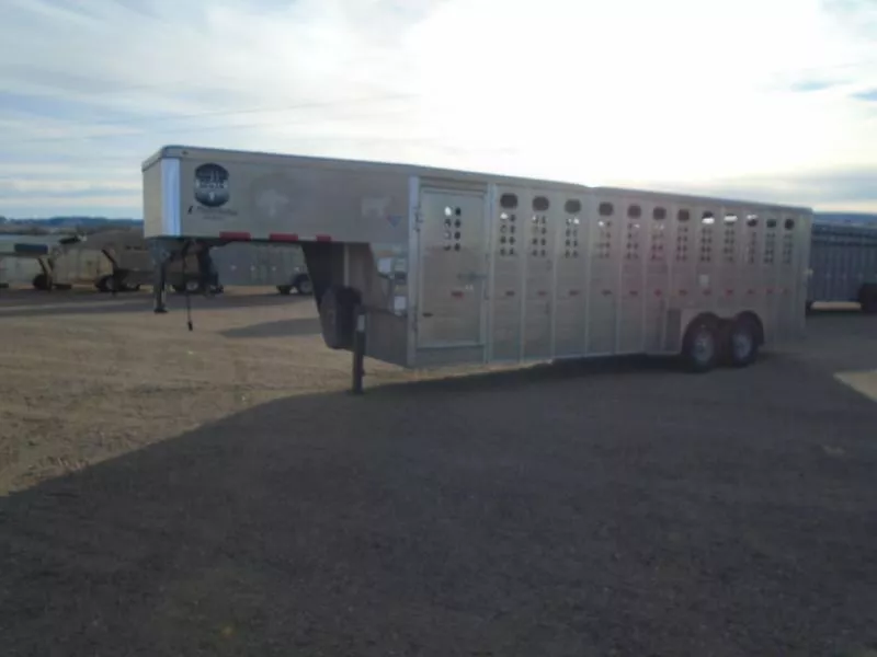 used Stock / Stock Combo Trailers Merritt Trailers  for sale, in Scottsbluff, NE Thumbnail 5